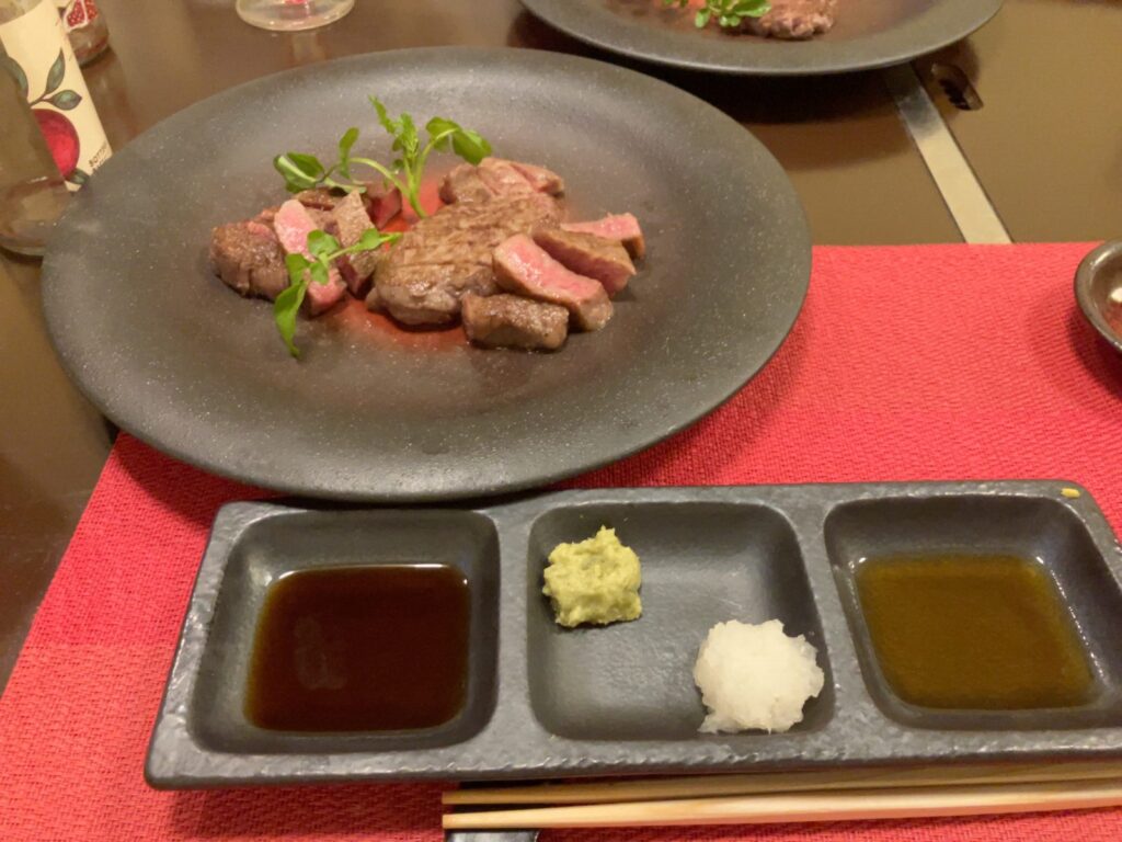 「ステーキ至の上杉ランチステーキ」